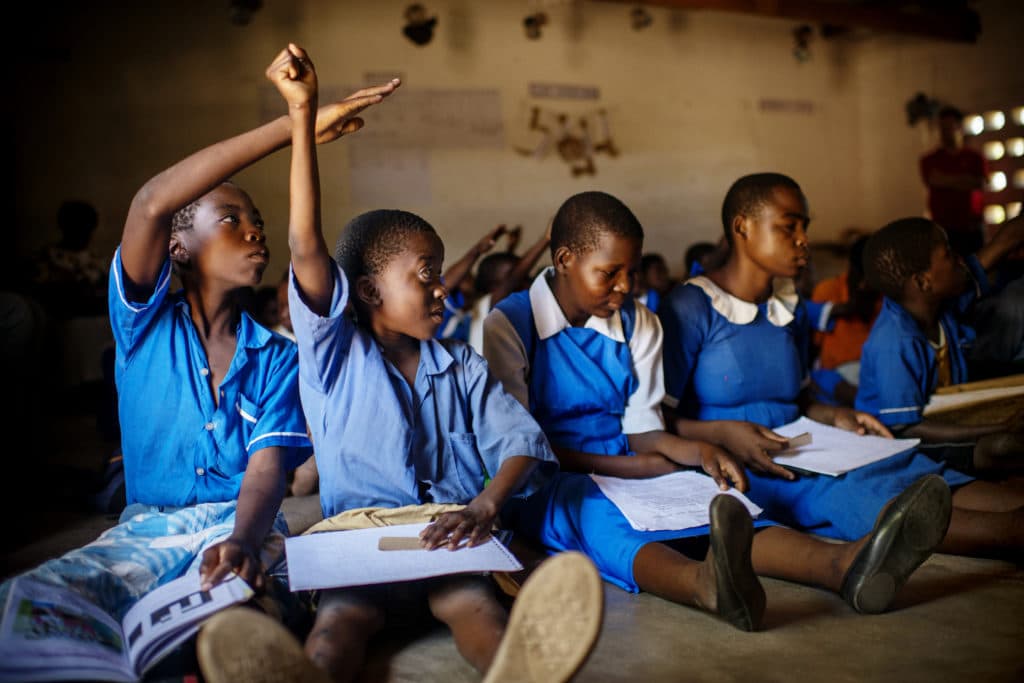 Skolebarn i Uganda.