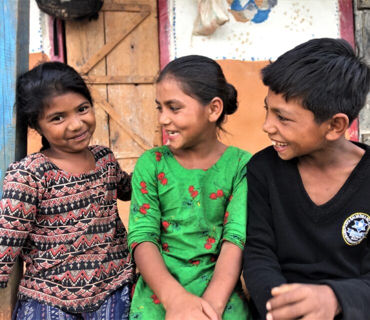 Nye nedstengninger i Nepal