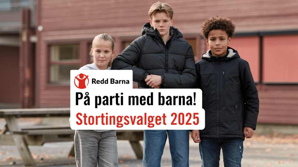 Tre barns står foran en tekst hvor det står "på parti med barna"