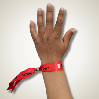 Hånd med armbånd